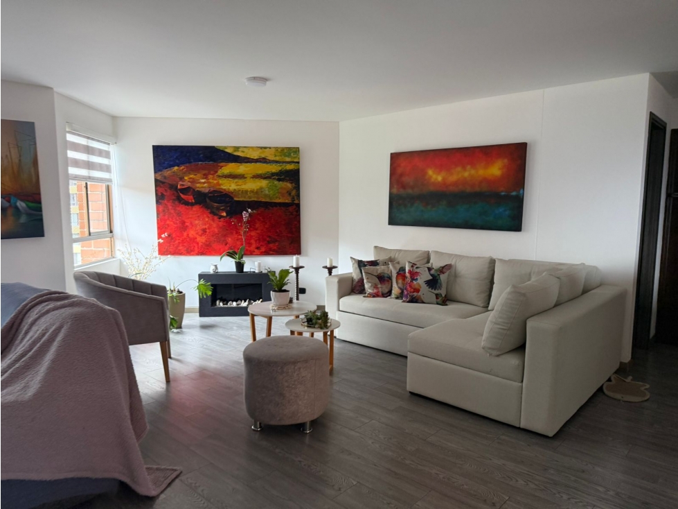 Apartamento en venta en Castropol, Medellín · foto 3 de 21