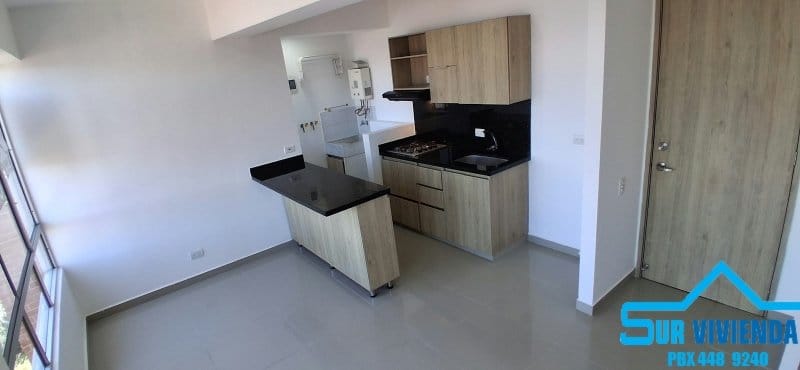 Apartamento de 3 alcobas en arriendo en Loma De La Doctora, Sabaneta, 75 m² · foto 3 de 15