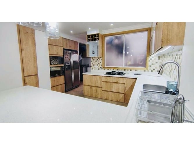 Apartamento de 3 alcobas en venta en Lorena, Medellín, 152 m² · foto 9 de 12