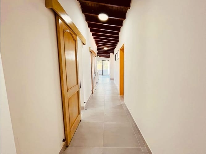 Apartamento de 4 alcobas en venta en Bolivariana, Medellín, 212 m² · foto 13 de 21
