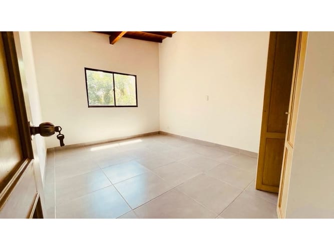 Apartamento de 4 alcobas en venta en Bolivariana, Medellín, 212 m² · foto 16 de 21