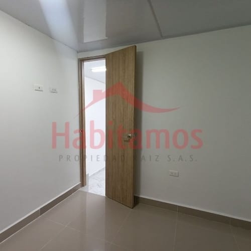 Local en arriendo en Suramericana, Medellín, 36 m² · foto 8 de 9