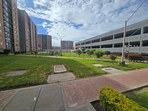 Apartamento de 3 alcobas en arriendo en La Prosperidad, Madrid, 52 m² · foto 22 de 23