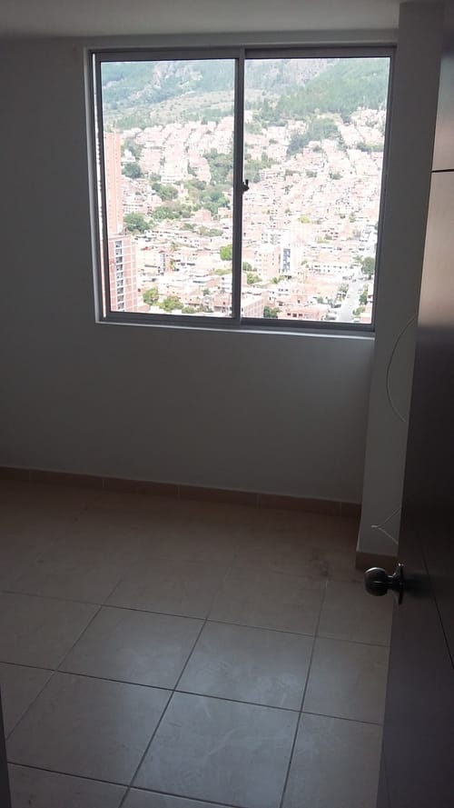 Apartamento de 3 alcobas en venta en Niquia, Bello, 69 m² · foto 18 de 20