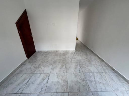 Apartamento de 3 alcobas en arriendo en Campo Alegre, Medellín, 100 m² · foto 11 de 21