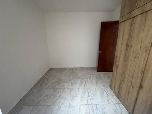 Apartamento de 3 alcobas en arriendo en Campo Alegre, Medellín, 100 m² · foto 13 de 21