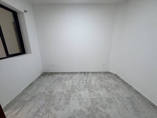 Apartamento de 3 alcobas en arriendo en Campo Alegre, Medellín, 100 m² · foto 15 de 21