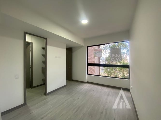 Apartamento de 3 alcobas en arriendo en Granizal, Medellín, 77 m² · foto 5 de 20