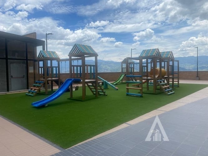 Apartamento de 3 alcobas en arriendo en Granizal, Medellín, 77 m² · foto 8 de 20