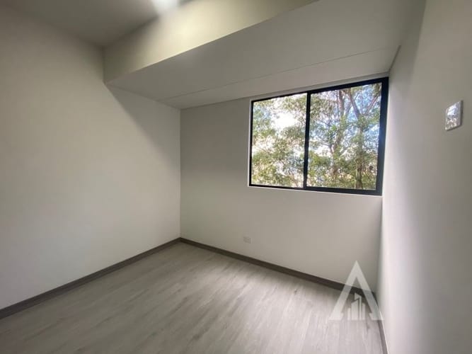 Apartamento de 3 alcobas en arriendo en Granizal, Medellín, 77 m² · foto 13 de 20