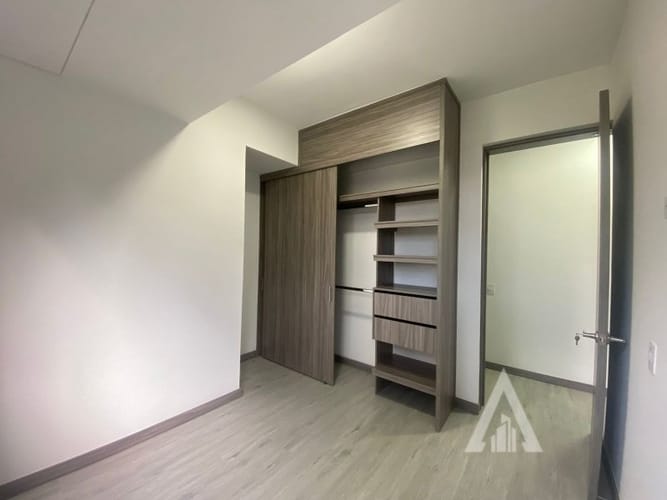 Apartamento de 3 alcobas en arriendo en Granizal, Medellín, 77 m² · foto 16 de 20