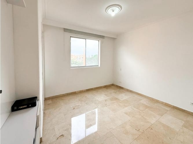 Apartamento de 4 alcobas en venta en Laureles, Medellín, 150 m² · foto 18 de 24
