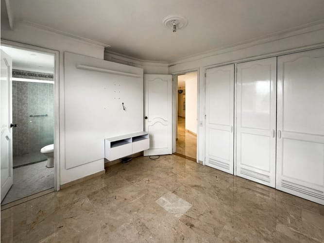 Apartamento de 4 alcobas en venta en Laureles, Medellín, 150 m² · foto 24 de 24