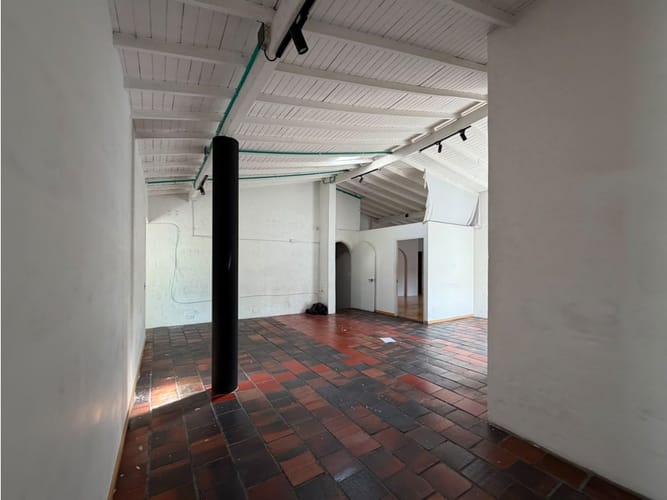 Local en arriendo en Patio Bonito, Medellín, 250 m² · foto 8 de 17