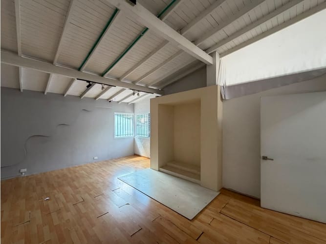 Local en arriendo en Patio Bonito, Medellín, 250 m² · foto 13 de 17