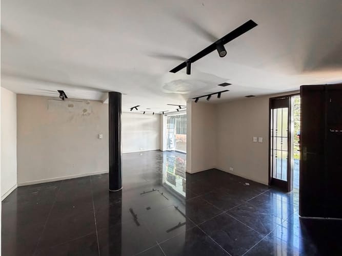 Local en arriendo en Patio Bonito, Medellín, 250 m² · foto 15 de 17