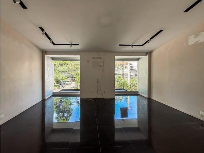 Local en arriendo en Patio Bonito, Medellín, 250 m² · foto 16 de 17