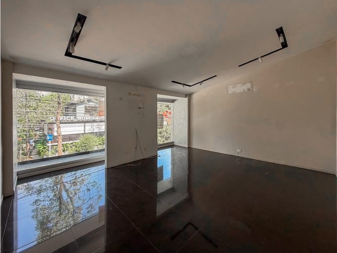 Local en arriendo en Patio Bonito, Medellín, 250 m² · foto 17 de 17