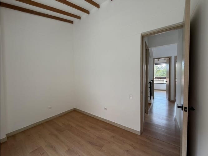 Casa de 3 alcobas en venta en El Retiro, 143 m² · foto 22 de 24