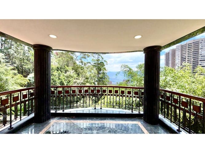 Casa de 3 alcobas en venta en La Calera, Medellín, 579 m² · foto 17 de 24