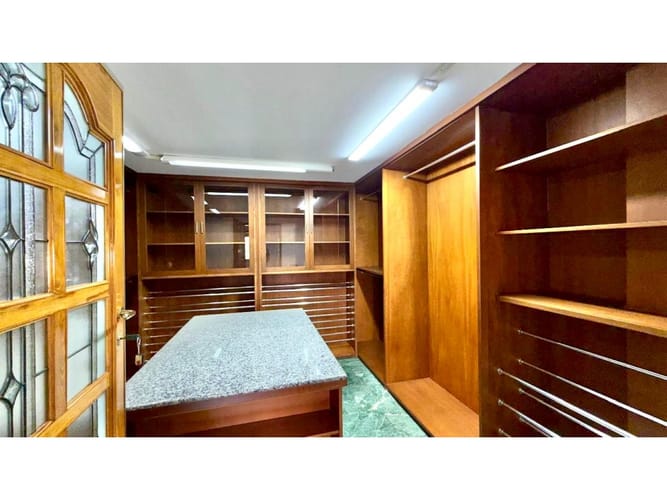 Casa de 3 alcobas en venta en La Calera, Medellín, 579 m² · foto 19 de 24