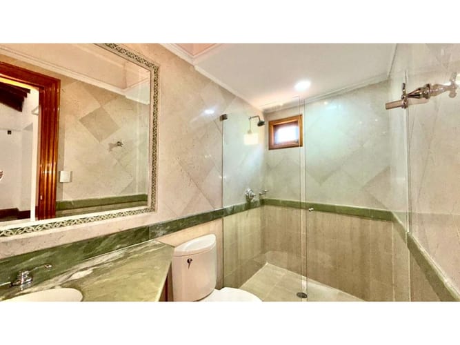 Casa de 3 alcobas en venta en La Calera, Medellín, 579 m² · foto 24 de 24