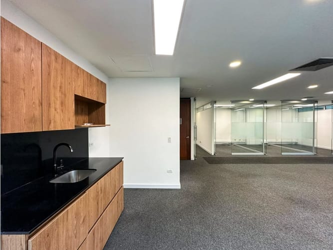 Oficina en arriendo en La Florida, Medellín, 120 m² · foto 12 de 24