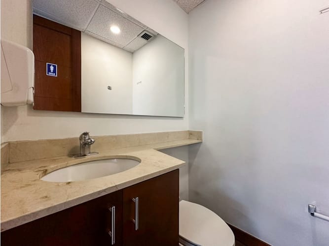 Oficina en arriendo en La Florida, Medellín, 120 m² · foto 18 de 24