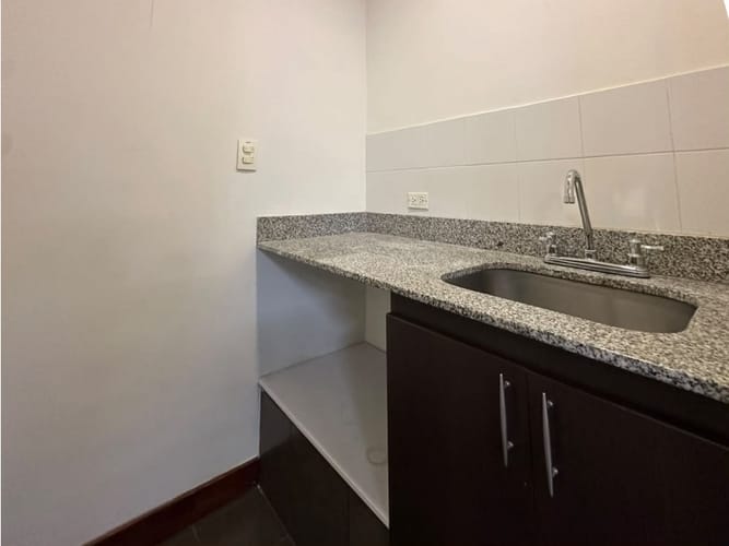 Oficina en arriendo en La Florida, Medellín, 120 m² · foto 23 de 24