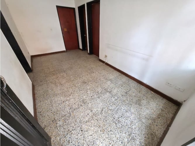 Casa de 3 alcobas en arriendo en Villa Nueva, Medellín, 70 m² · foto 5 de 13
