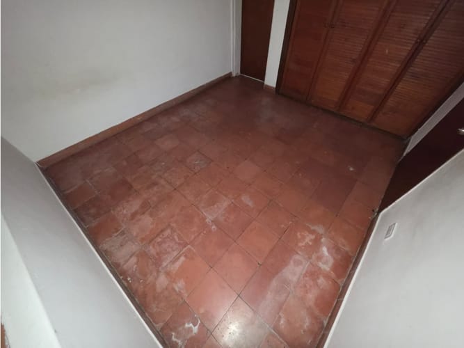 Casa de 3 alcobas en arriendo en Villa Nueva, Medellín, 70 m² · foto 9 de 13