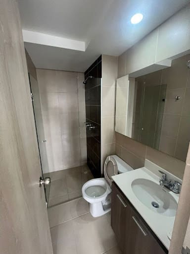 Apartamento de 3 alcobas en arriendo en Prados De Sabaneta, Sabaneta, 86 m² · foto 7 de 8