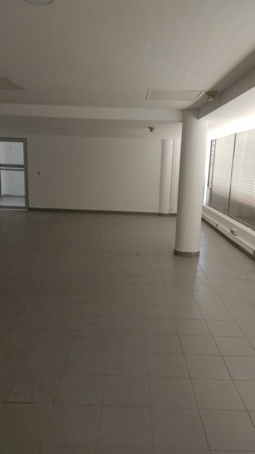 Edificio en arriendo en Centro, Neiva, 900 m² · foto 7 de 11
