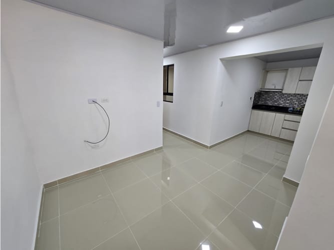 Local en arriendo en La Floresta, Medellín, 120 m² · foto 2 de 15
