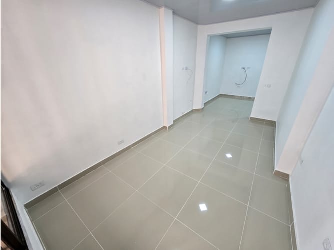 Local en arriendo en La Floresta, Medellín, 120 m² · foto 3 de 15