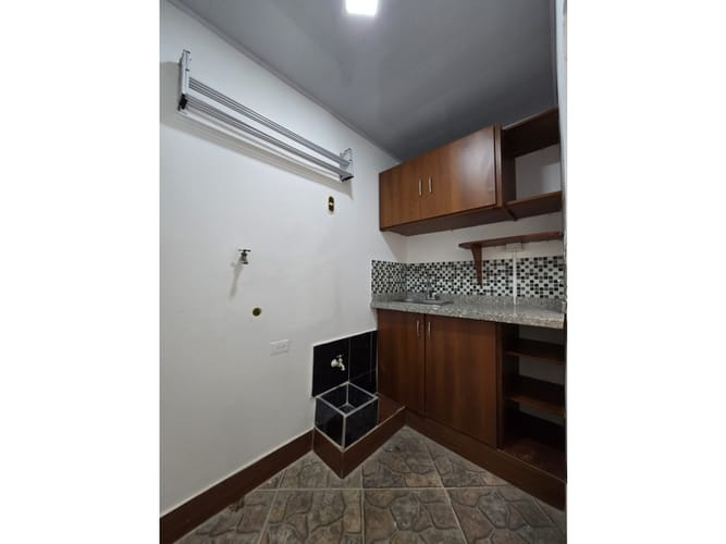 Local en arriendo en La Floresta, Medellín, 120 m² · foto 15 de 15