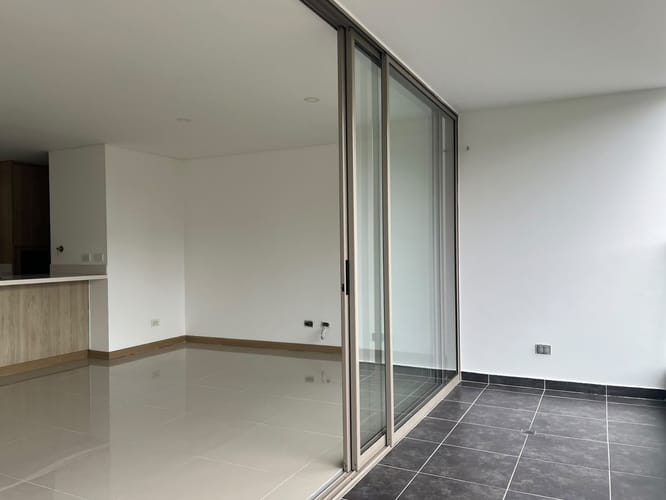Apartamento de 2 alcobas en arriendo en Loma El Atravesado, Envigado, 85 m² · foto 15 de 15