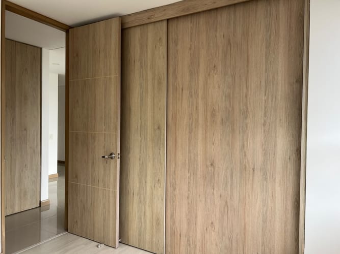 Apartamento de 2 alcobas en arriendo en Loma El Atravesado, Envigado, 85 m² · foto 10 de 15
