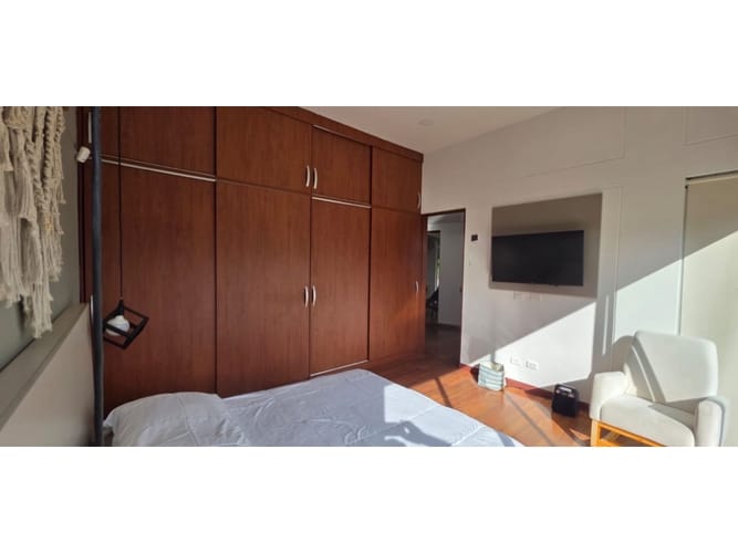 Casa de 3 alcobas en arriendo en El Campestre, Medellín, 240 m² · foto 4 de 24