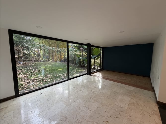 Casa de 3 alcobas en venta en San Lucas, Medellín, 220 m² · foto 5 de 24