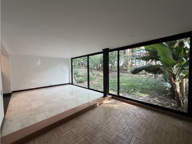 Casa de 3 alcobas en venta en San Lucas, Medellín, 220 m² · foto 6 de 24