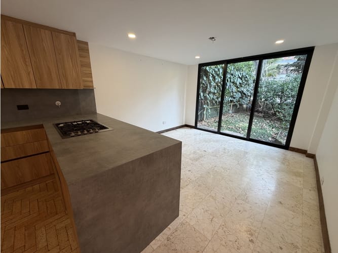 Casa de 3 alcobas en venta en San Lucas, Medellín, 220 m² · foto 9 de 24