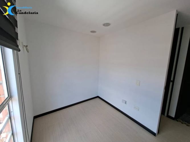 Apartaestudio en venta en Boston, Medellín, 40 m² · foto 5 de 8