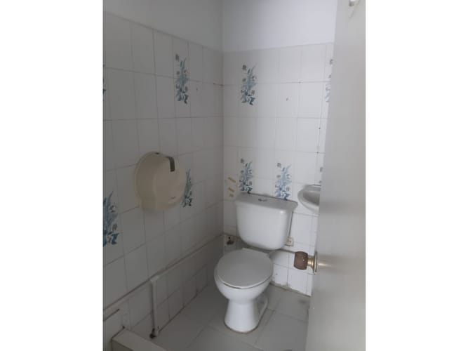Local en arriendo en Santa Monica, Cali, 48 m² · foto 10 de 12