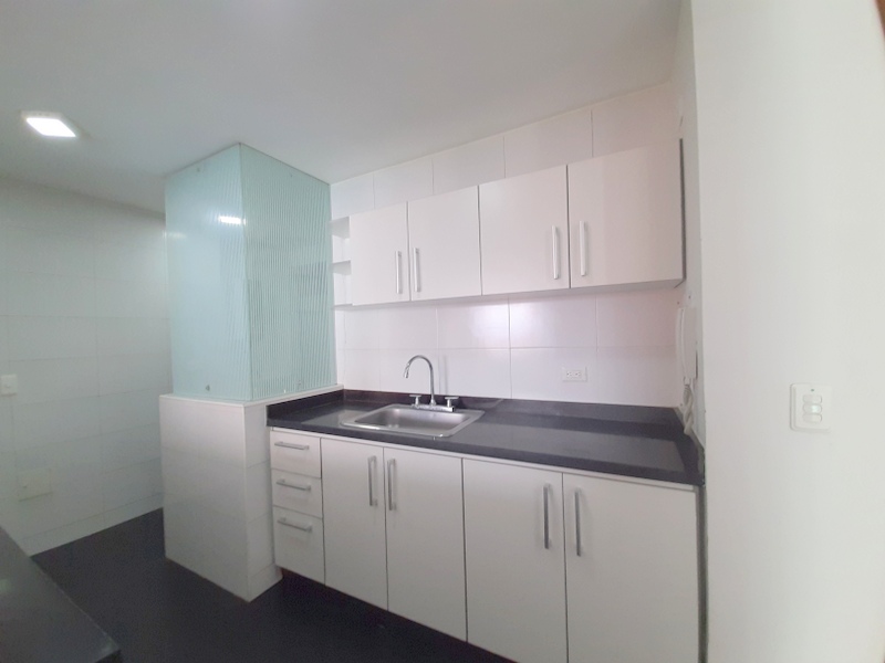 Apartamento en venta en Pontevedra, Bogotá · foto 5 de 18