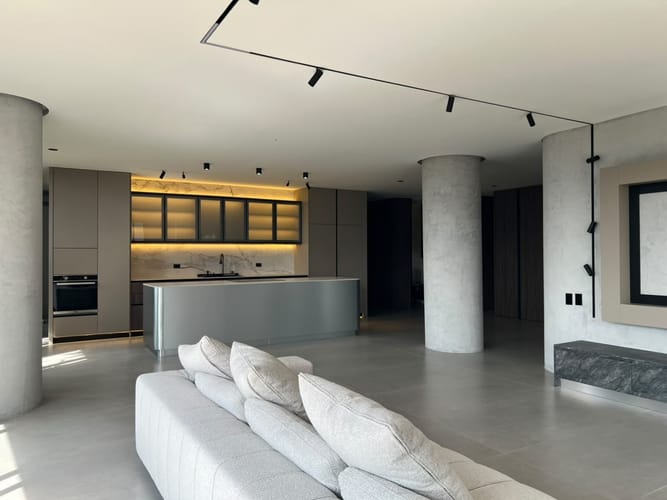 Apartamento de 3 alcobas en venta en El Poblado, Medellín, 245 m² · foto 4 de 17