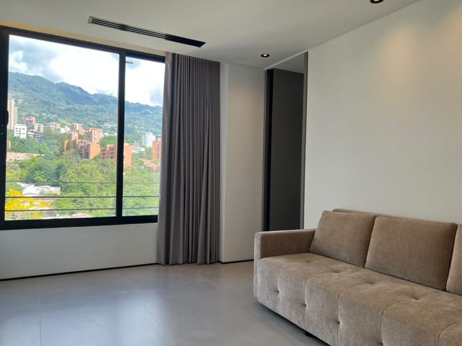 Apartamento de 3 alcobas en venta en El Poblado, Medellín, 245 m² · foto 10 de 17