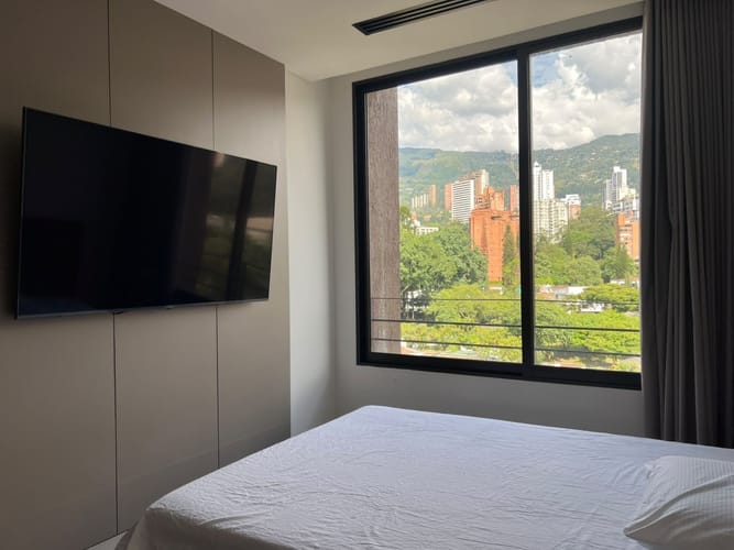 Apartamento de 3 alcobas en venta en El Poblado, Medellín, 245 m² · foto 14 de 17