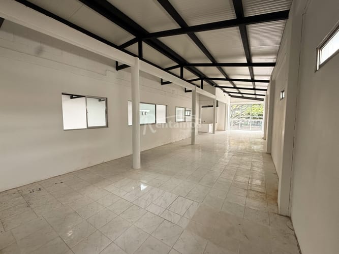 Local en venta en Patio Bonito, Medellín, 500 m² · foto 13 de 21