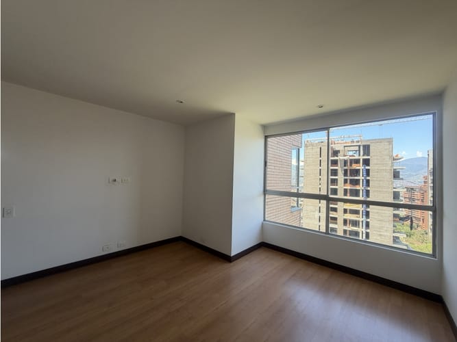 Apartamento de 3 alcobas en venta en Los Parra, Medellín, 162 m² · foto 12 de 17
